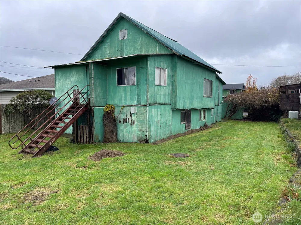 606 Schley Aberdeen, WA 98520