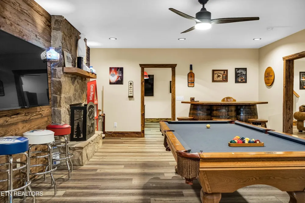 173 Rafter Rd Tellico Plains, TN 37385