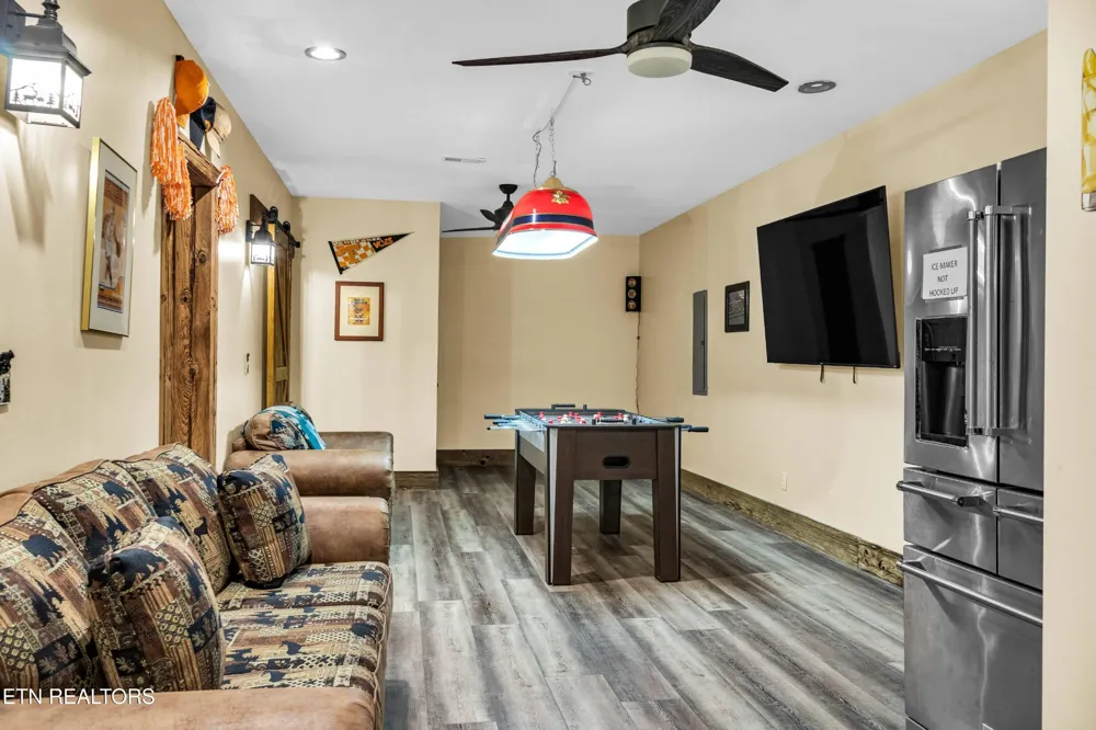 173 Rafter Rd Tellico Plains, TN 37385