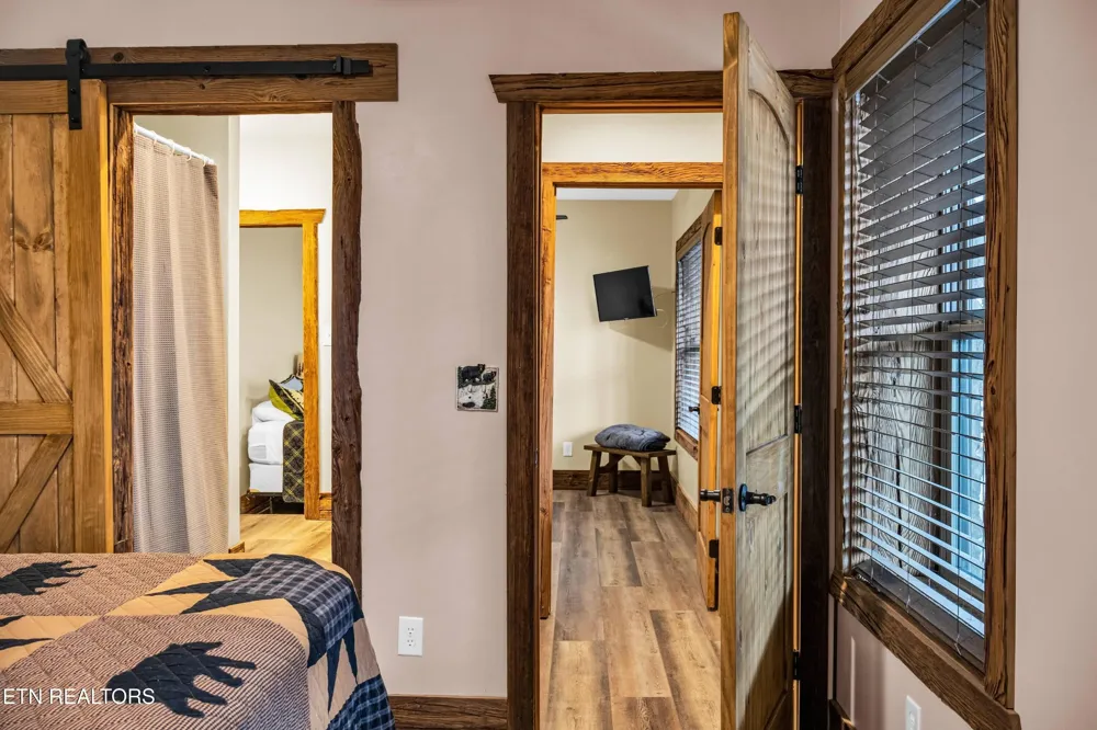 173 Rafter Rd Tellico Plains, TN 37385