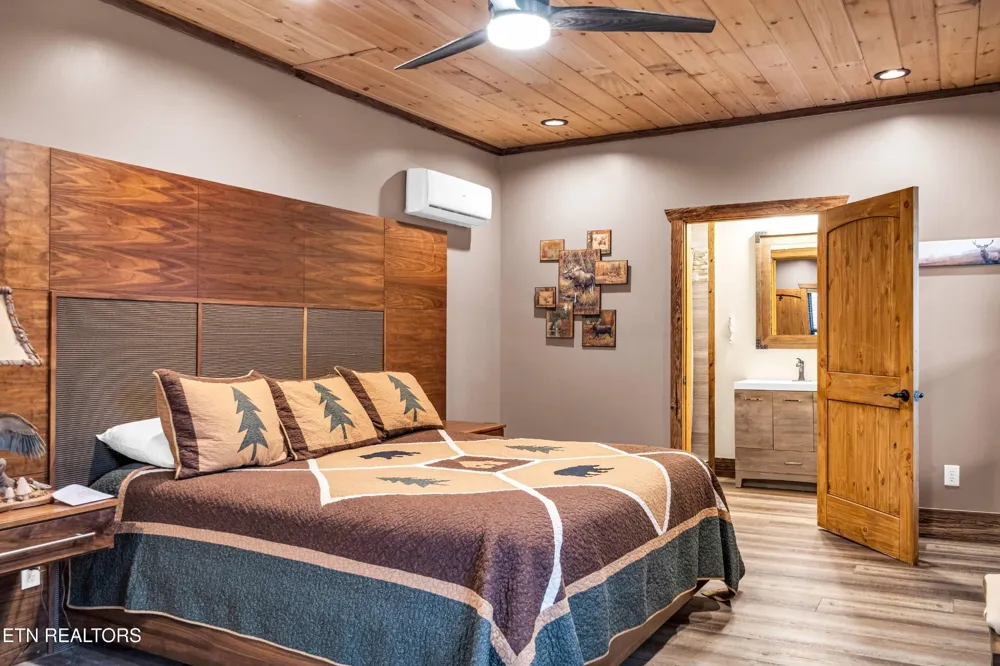 173 Rafter Rd Tellico Plains, TN 37385