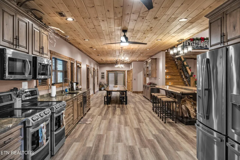 173 Rafter Rd Tellico Plains, TN 37385