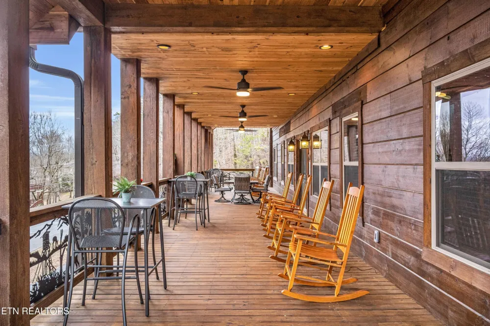 173 Rafter Rd Tellico Plains, TN 37385