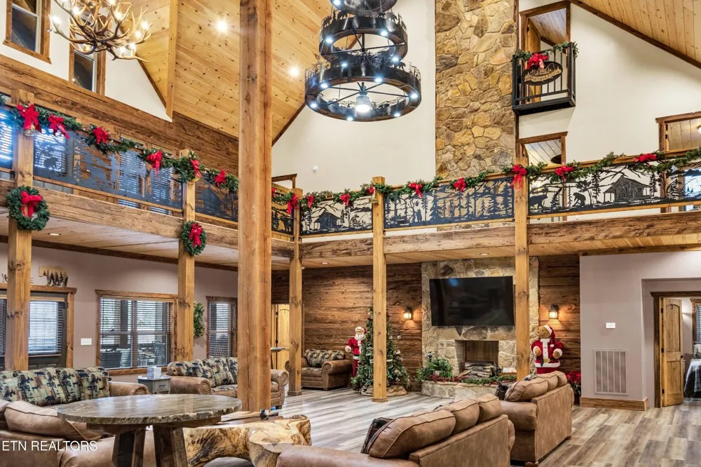 173 Rafter Rd Tellico Plains, TN 37385