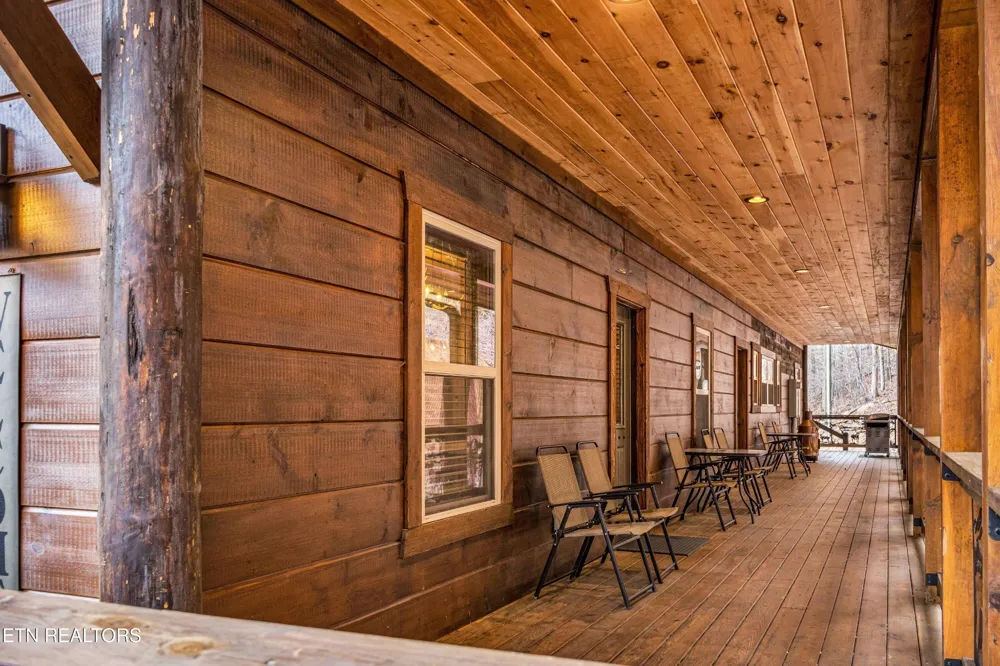 173 Rafter Rd Tellico Plains, TN 37385