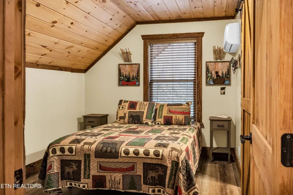 173 Rafter Rd Tellico Plains, TN 37385