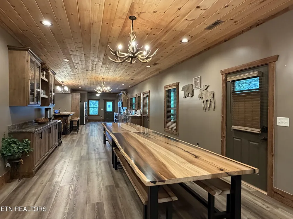 173 Rafter Rd Tellico Plains, TN 37385