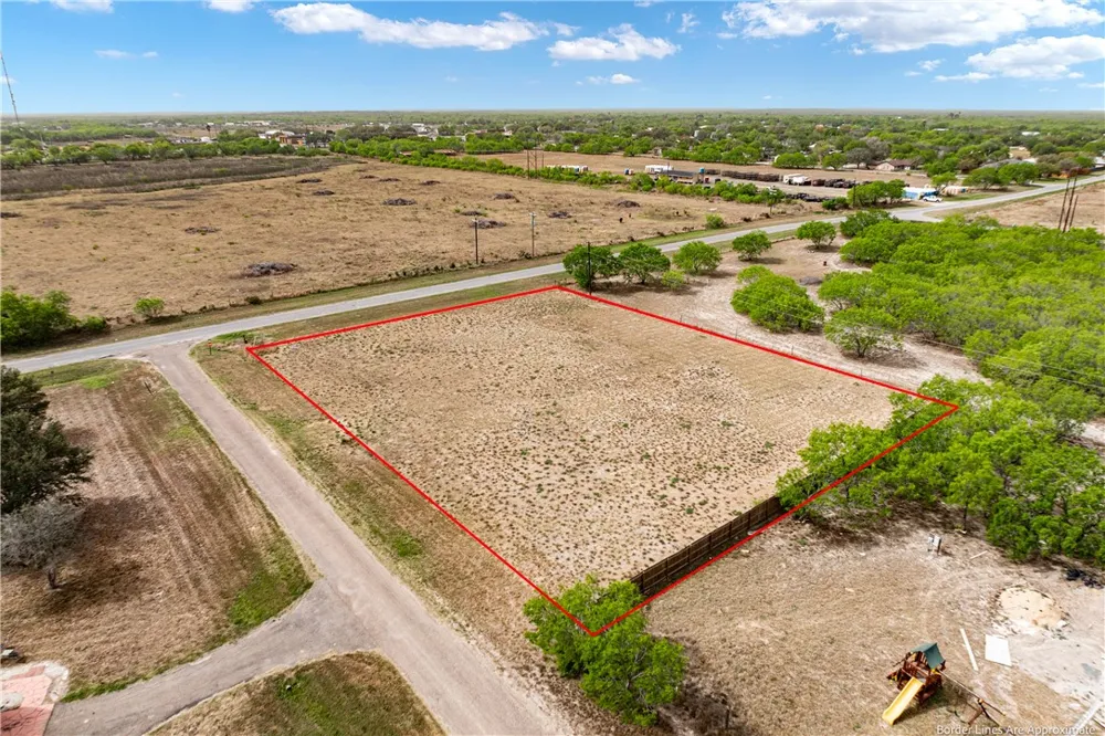 207 Rancho Seco Riviera, TX 78379