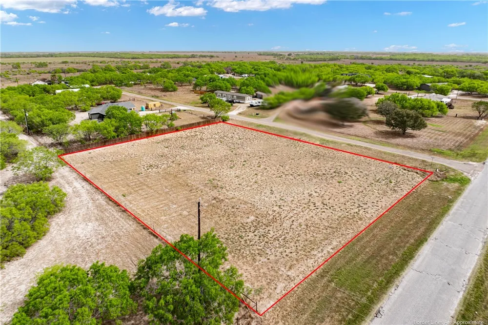 207 Rancho Seco Riviera, TX 78379