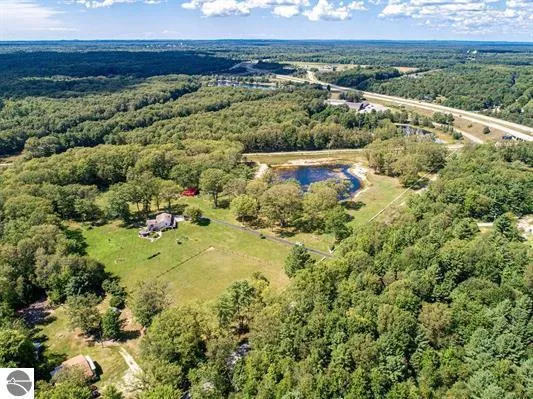 3175 Strand Road Muskegon, MI 49445