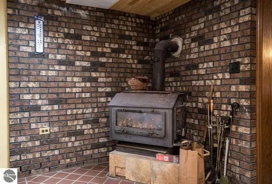 3175 Strand Road Muskegon, MI 49445