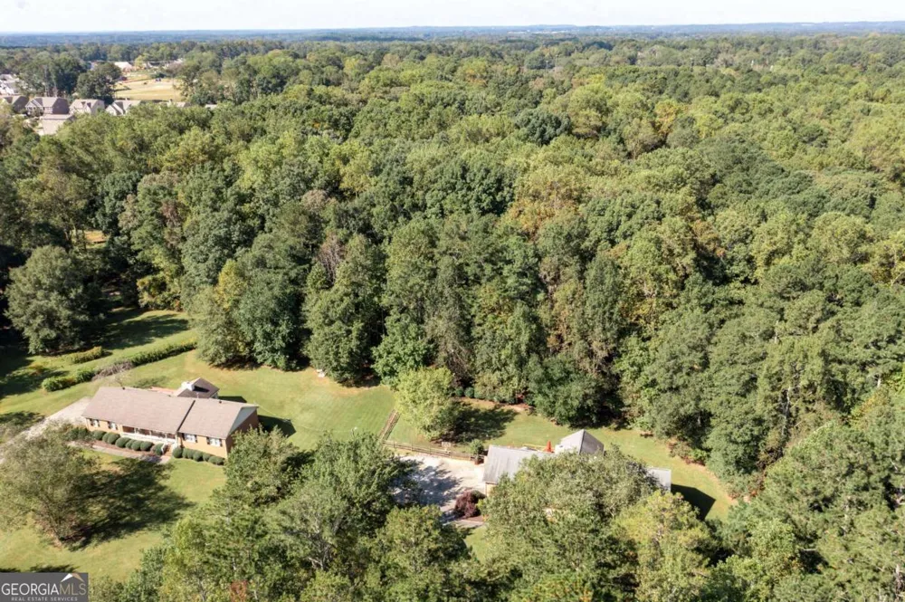 2526 New Macland RD Powder Springs, GA 30127