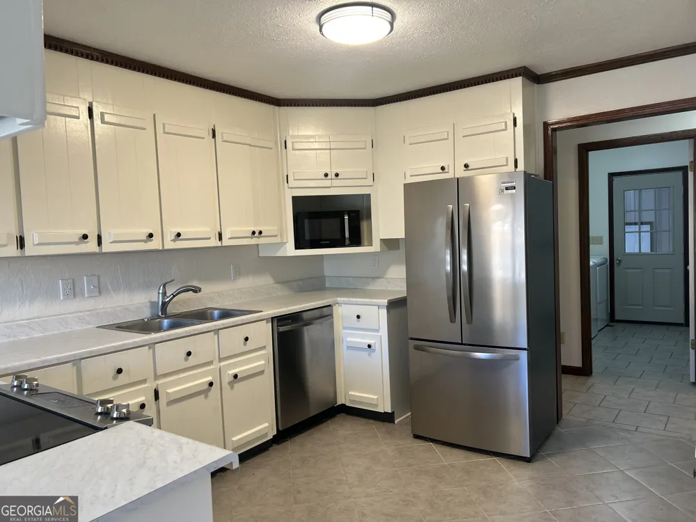 311 Overlook DR Montezuma, GA 31063