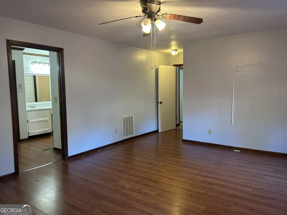 311 Overlook DR Montezuma, GA 31063