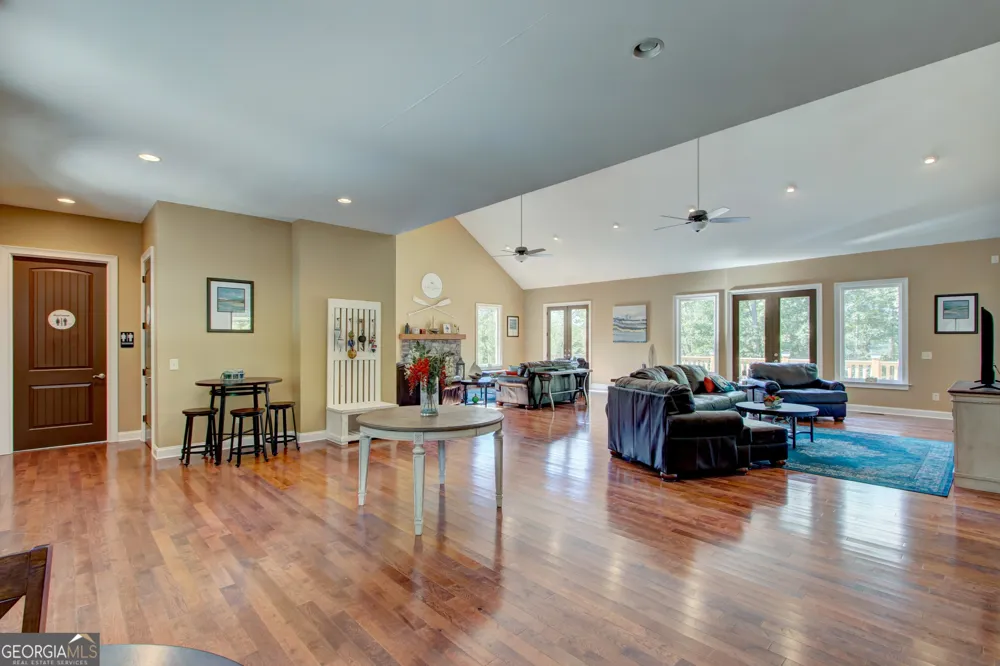 6825 Lookout PT Dawsonville, GA 30534