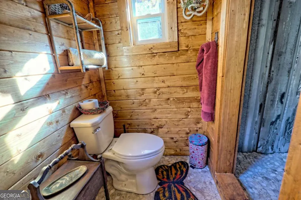 1307 Clear Creek RD Hayesville, NC 28904