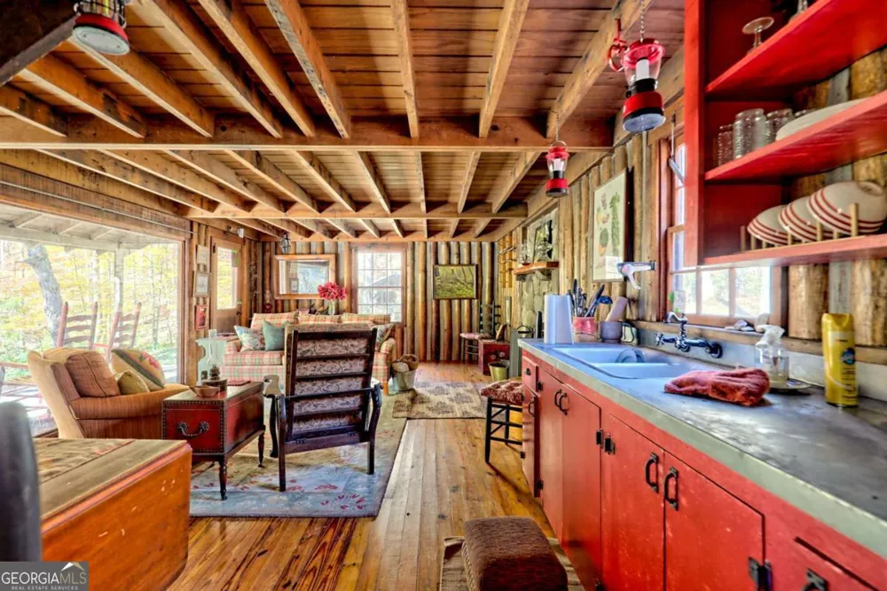 1307 Clear Creek RD Hayesville, NC 28904