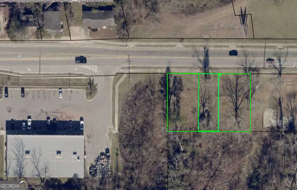 144 E Winthrope AVE Millen, GA 30442