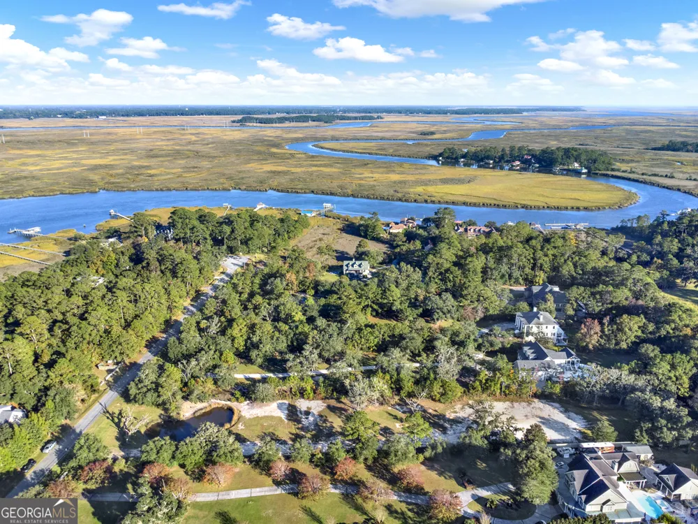 35 Shore RD Savannah, GA 31419