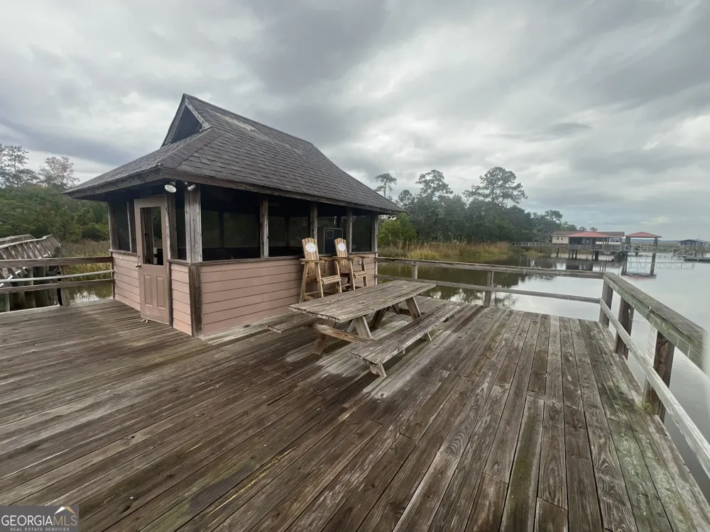 35 Shore RD Savannah, GA 31419
