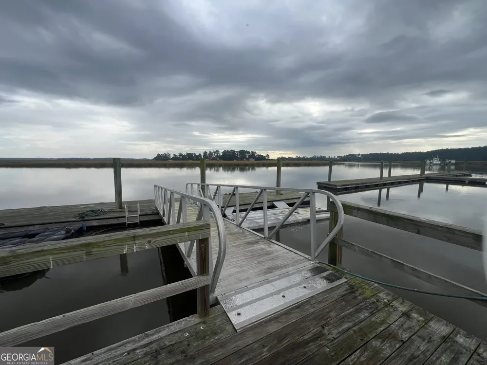 35 Shore RD Savannah, GA 31419