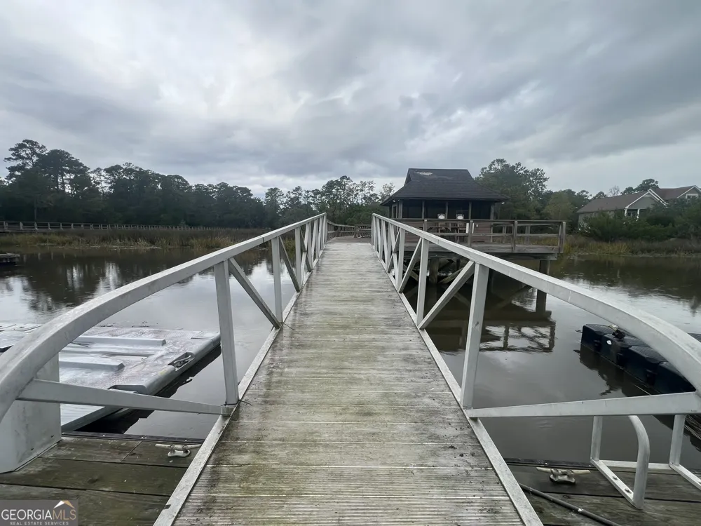 35 Shore RD Savannah, GA 31419