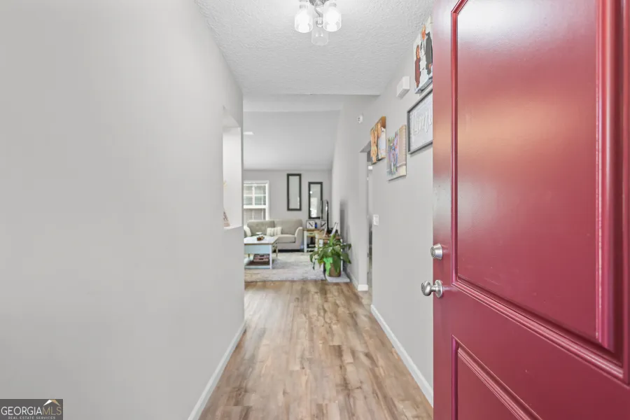 192 Hummingbird LN Jesup, GA 31545