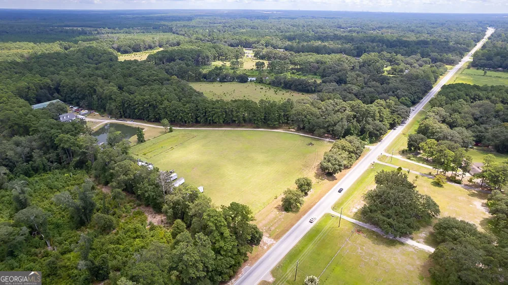 2301 Us Highway 80 Bloomingdale, GA 31302