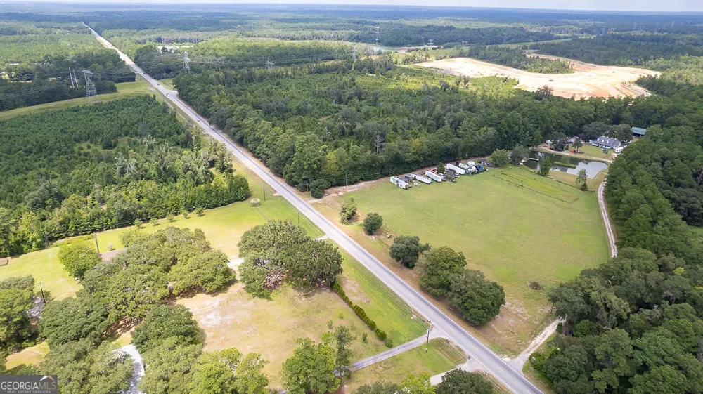2301 Us Highway 80 Bloomingdale, GA 31302