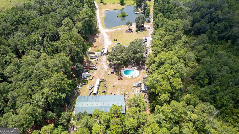 2301 Us Highway 80 Bloomingdale, GA 31302