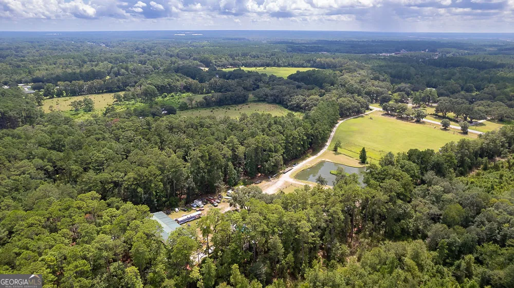2301 Us Highway 80 Bloomingdale, GA 31302