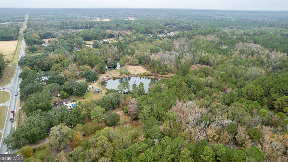 2565 Us Highway 80 Bloomingdale, GA 31302