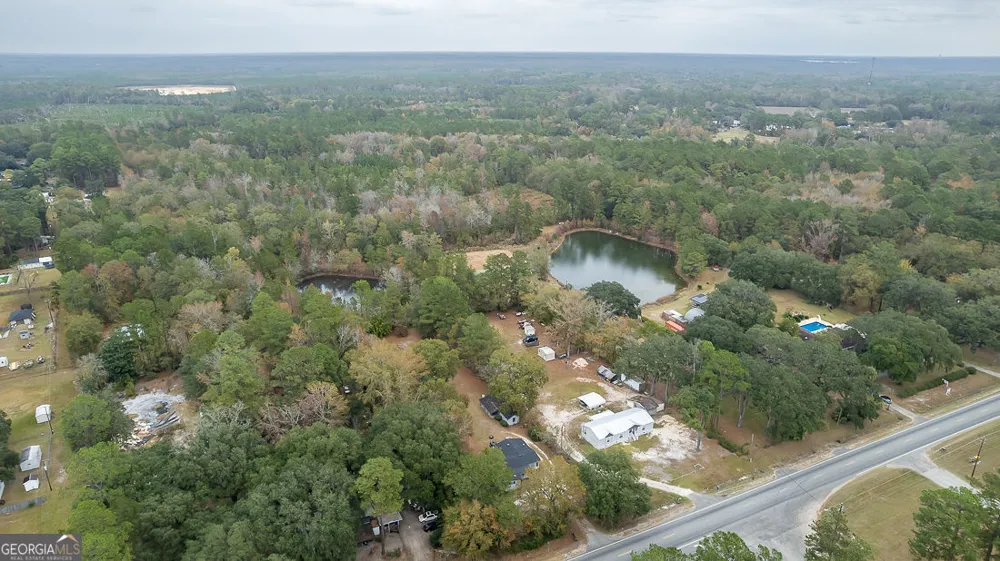 2565 Us Highway 80 Bloomingdale, GA 31302