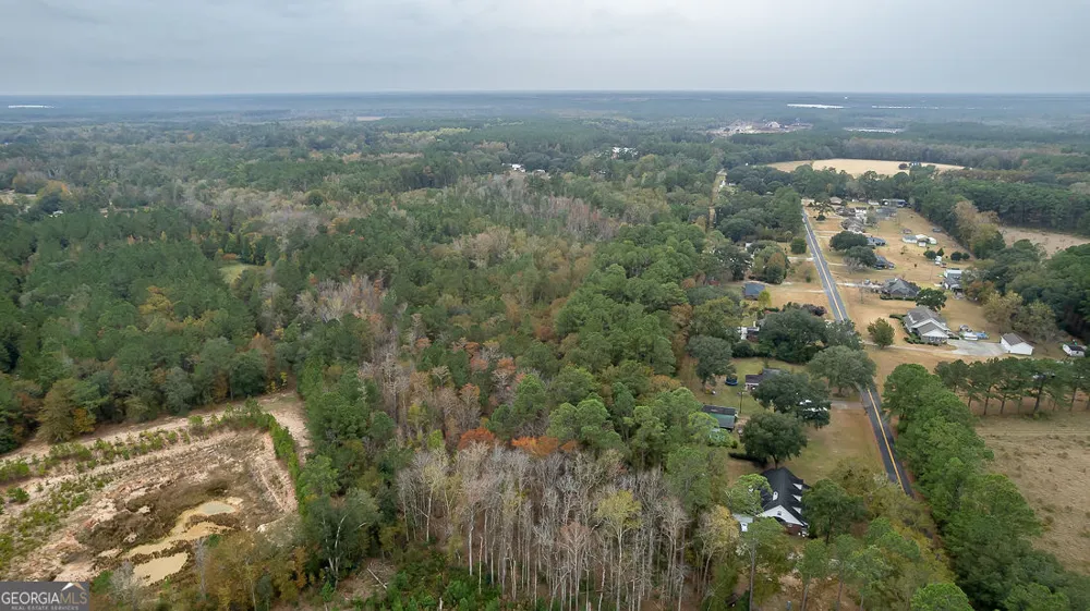 2565 Us Highway 80 Bloomingdale, GA 31302