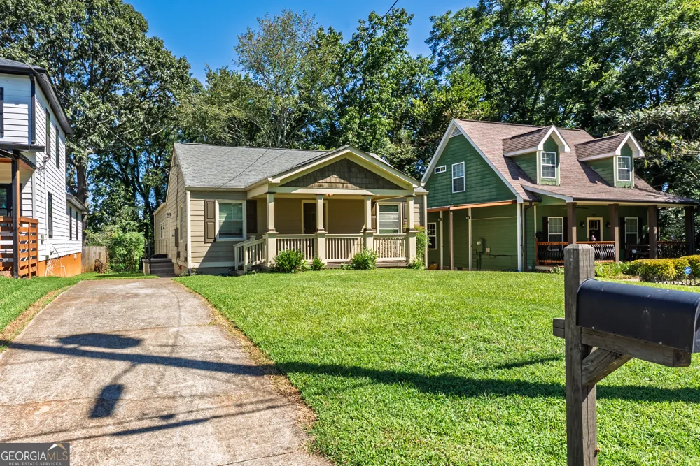 1411 Mercer AVE College Park, GA 30337