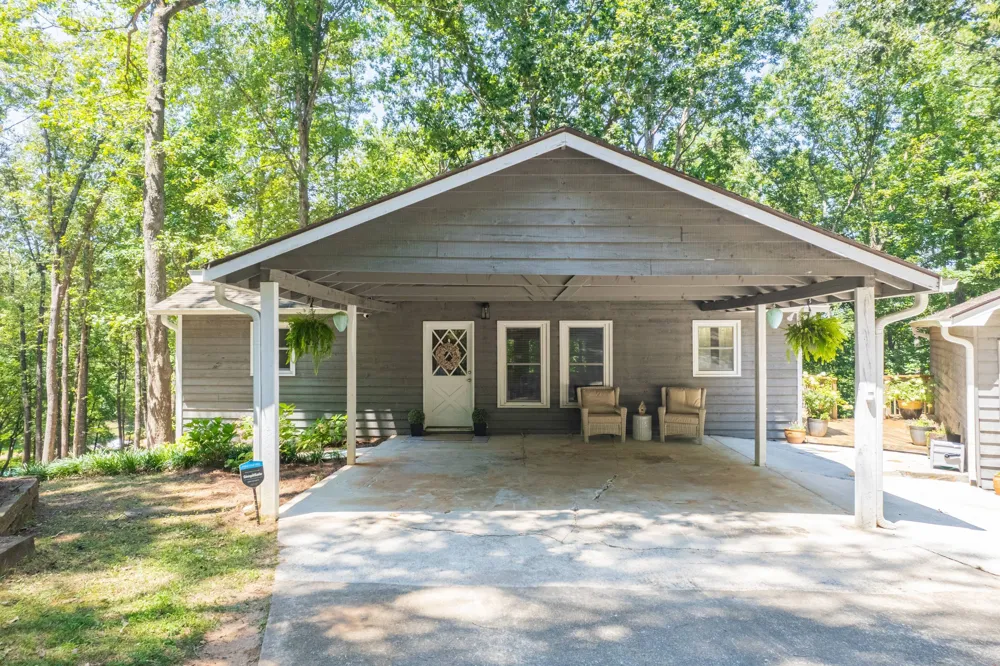 396 Cardinal LN Toccoa, GA 30577