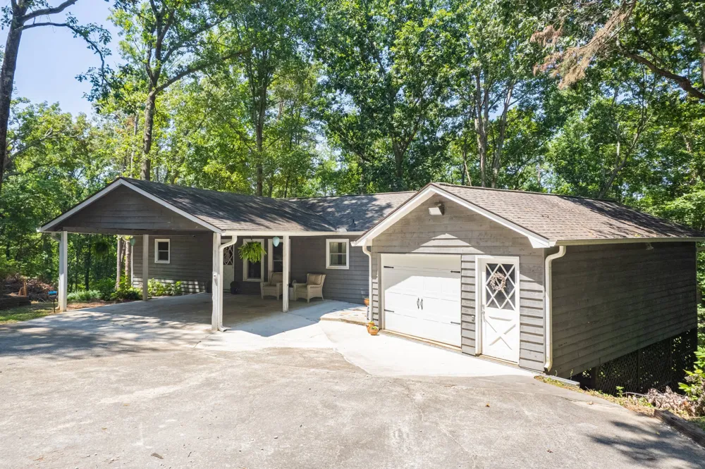 396 Cardinal LN Toccoa, GA 30577