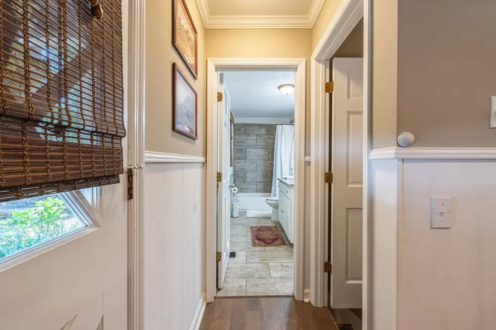 396 Cardinal LN Toccoa, GA 30577