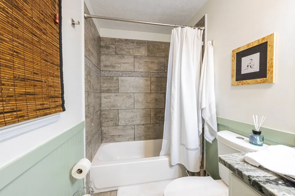 396 Cardinal LN Toccoa, GA 30577