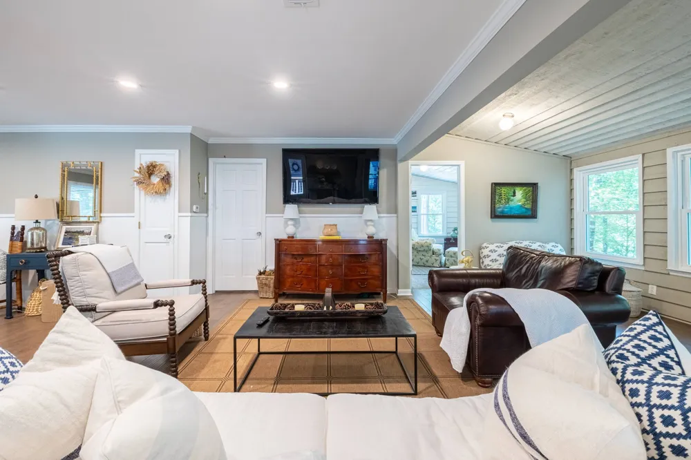 396 Cardinal LN Toccoa, GA 30577