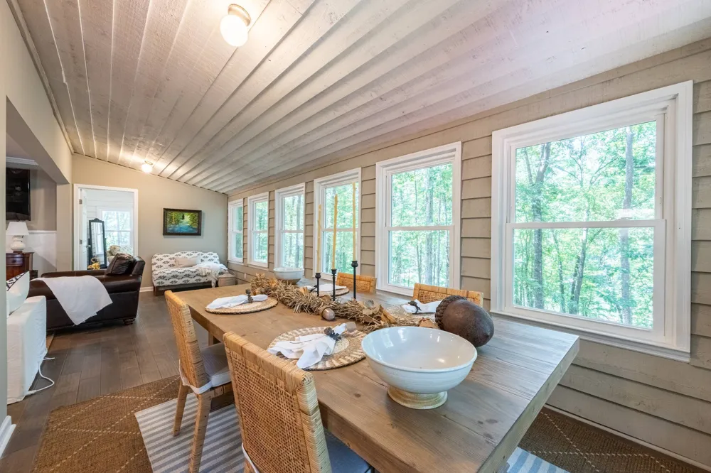 396 Cardinal LN Toccoa, GA 30577