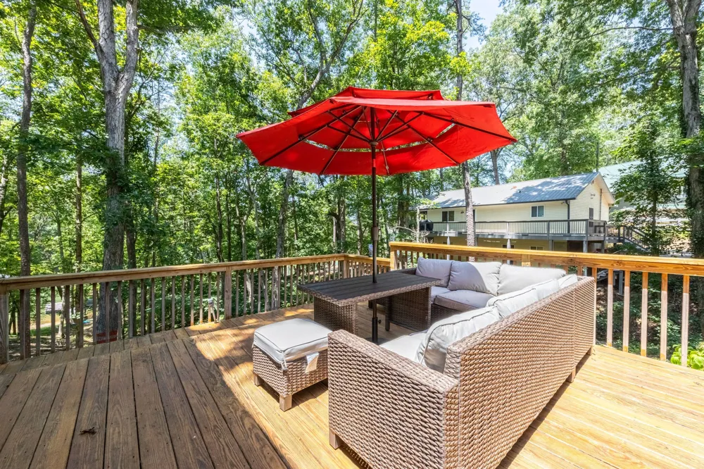 396 Cardinal LN Toccoa, GA 30577