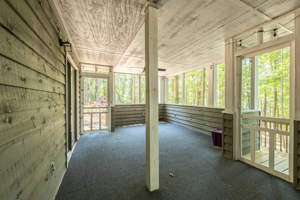 396 Cardinal LN Toccoa, GA 30577