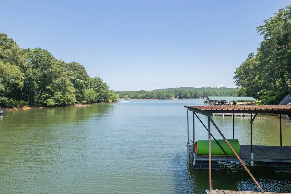 396 Cardinal LN Toccoa, GA 30577