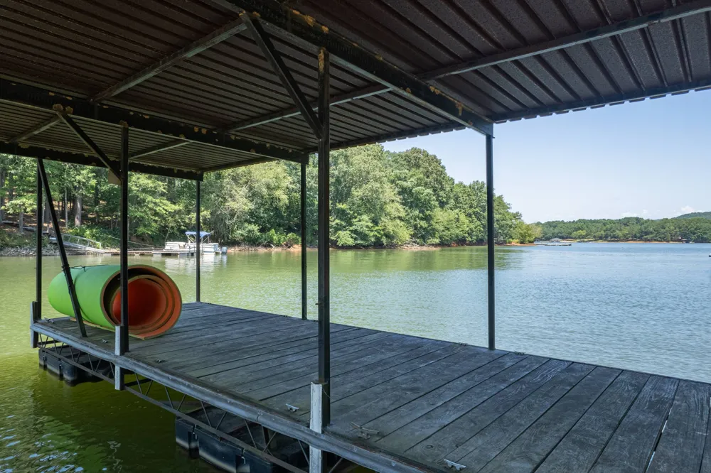 396 Cardinal LN Toccoa, GA 30577