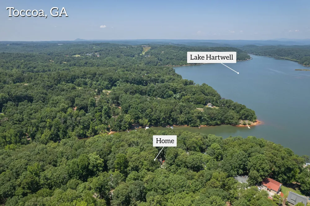 396 Cardinal LN Toccoa, GA 30577