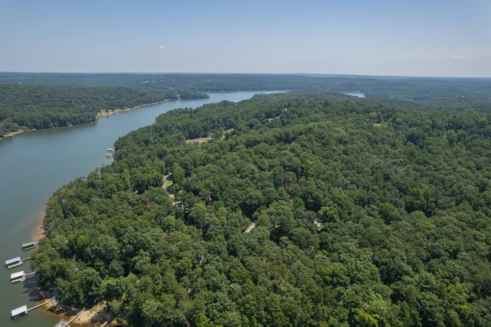396 Cardinal LN Toccoa, GA 30577