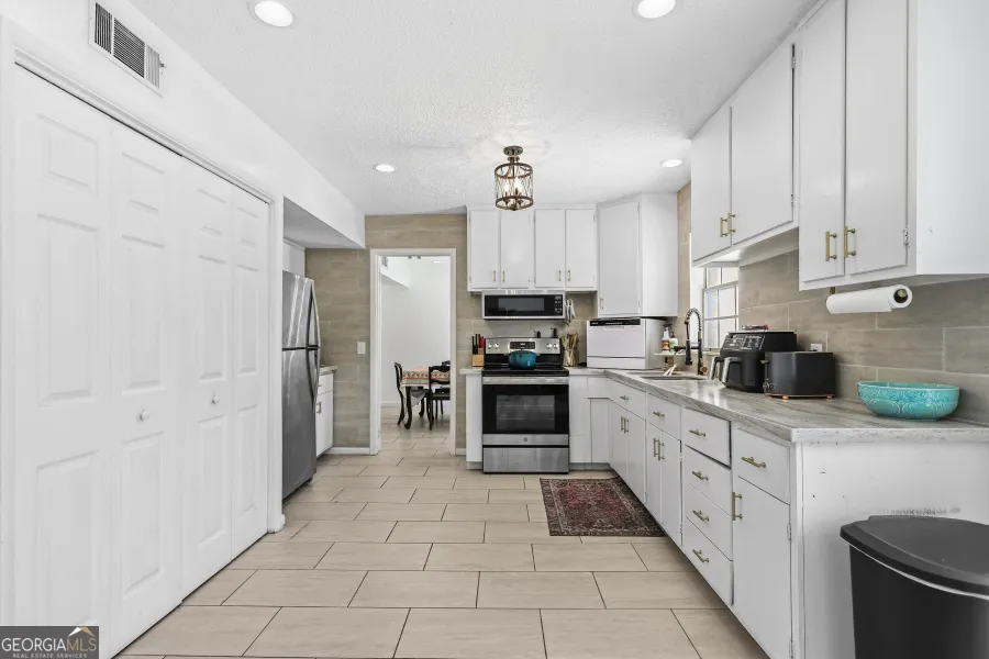 168 Pierce ST Jesup, GA 31545