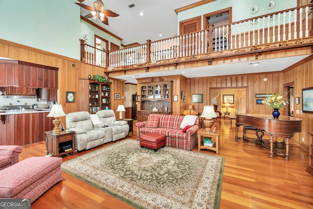 300 Elliott RD Waynesville, GA 31566