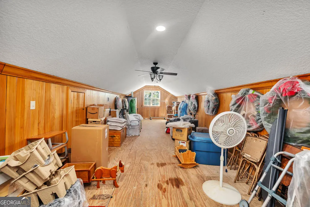 300 Elliott RD Waynesville, GA 31566